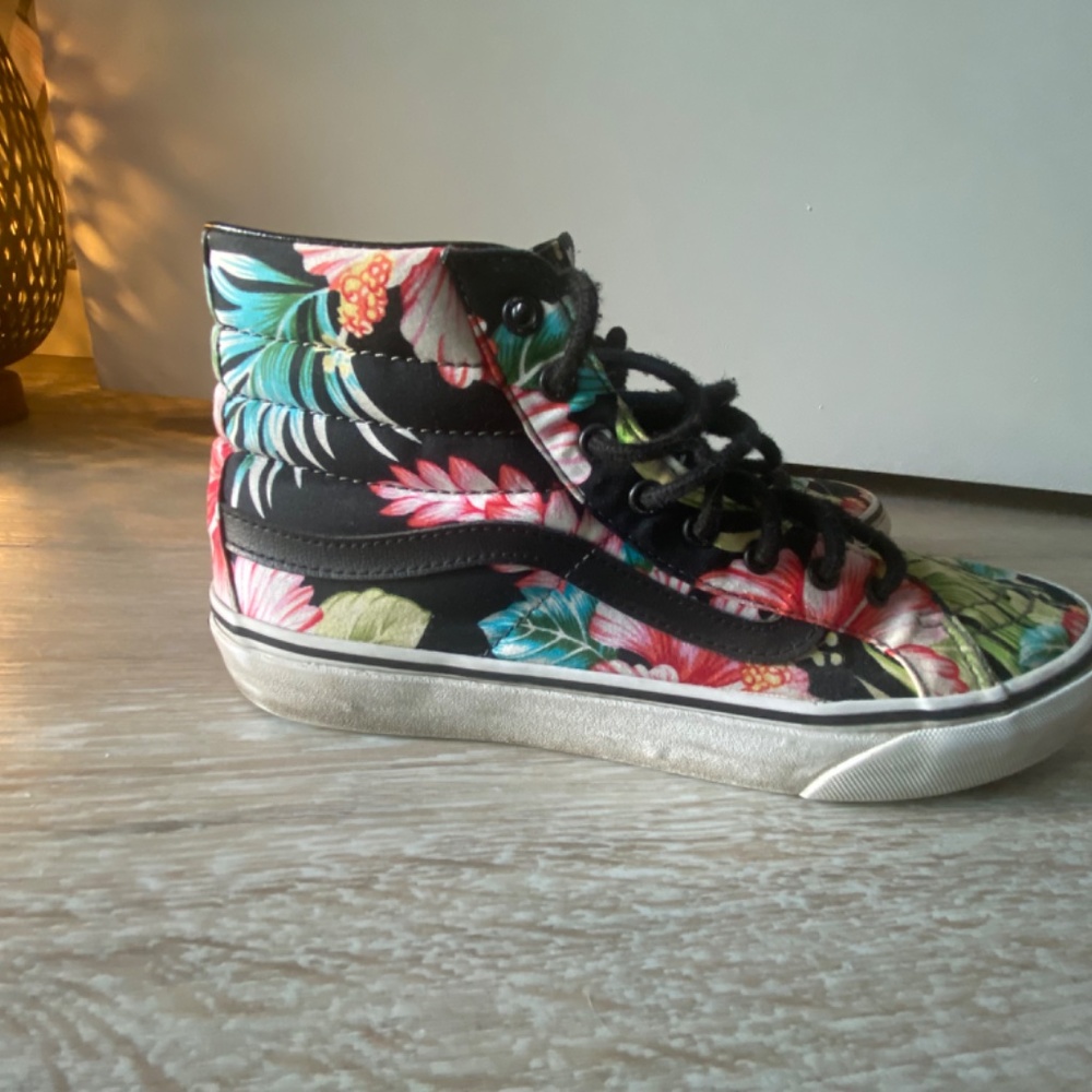 Vans Hi-tops - Picture 5 of 7